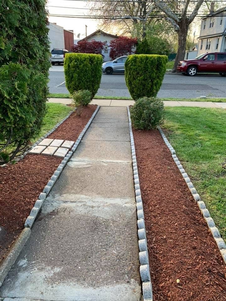 Hedge & shrub trimming